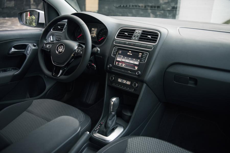 Торпедо Volkswagen Vento 2020 года  (MX) (фото 2 из 2)